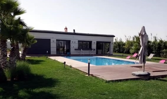 Ferme avec piscine à 10 minutes de meknès